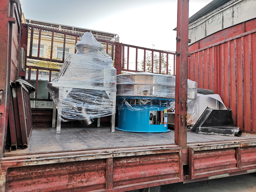 超聲波旋振篩、真空上料機發(fā)貨