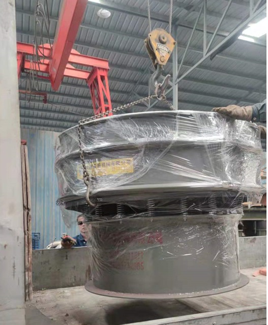 山東淄博的劉經(jīng)理訂購(gòu)的康振機(jī)械振動(dòng)篩已發(fā)貨