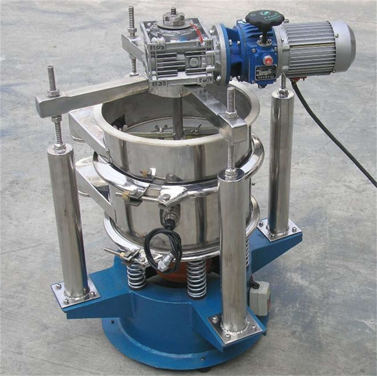 帶刮板三次元旋振篩 強(qiáng)制篩